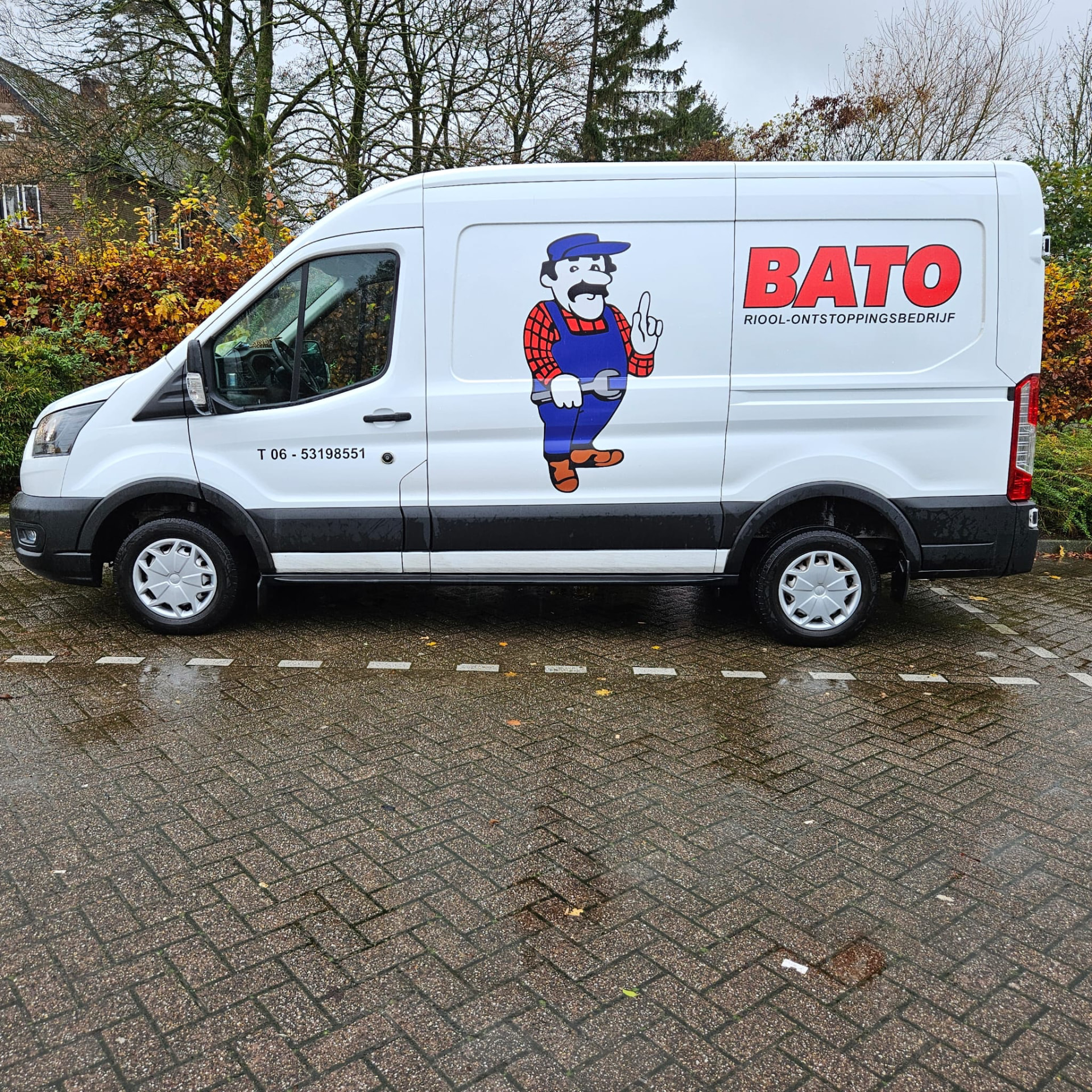 Bato servicewagen voor rioolontstopping in Valkenswaard